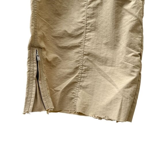 Old Navy‎ Wide Leg Quicky Dry Elastic Khaki Cargo Cut-Off Pants Cropped Zip XL - Picture 6 of 15